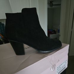 Women's Shoes, Size 10