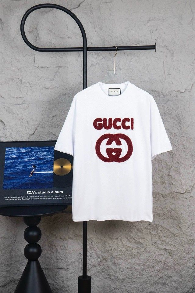 Unisex white crew neck T-shirt