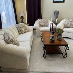 Beatiful  living room set