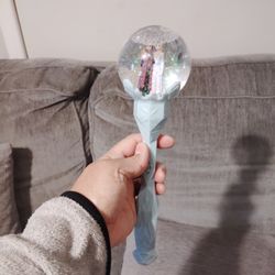 Disney Frozen Musical Wand.

Image 2 of Disney Frozen  Sisters 