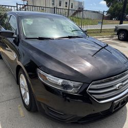 2013 Ford Taurus