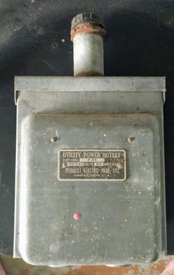 MIDWEST ELECTRIC 120/240V 50A POWER OUTLET P55