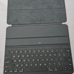 Apple Smart Keyboard Folio for 12.9-inch iPad Pro