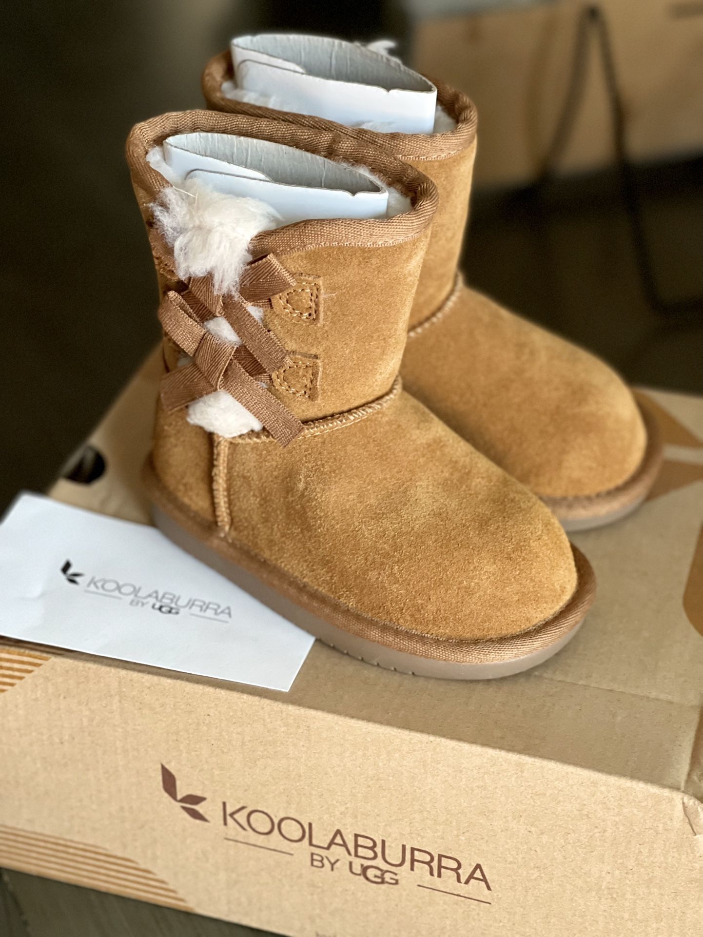 Brand New KOOLABURRA BY UGG BOOTS SIZE 7 TODDLER 