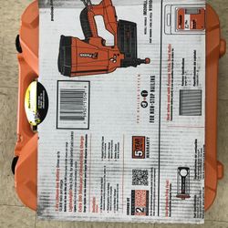 Paslode 18ga Li-ion Brad Nailer 