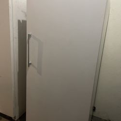 Freezer Works Great I Sell Then All The Time 