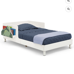 toddler bed(FREE)