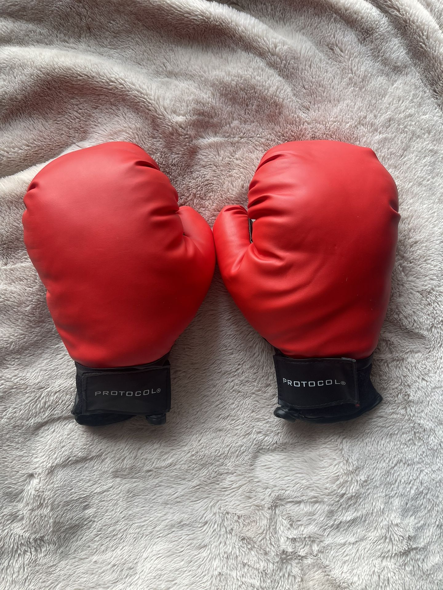 Protocol Boxing Gloves, Red, Small
