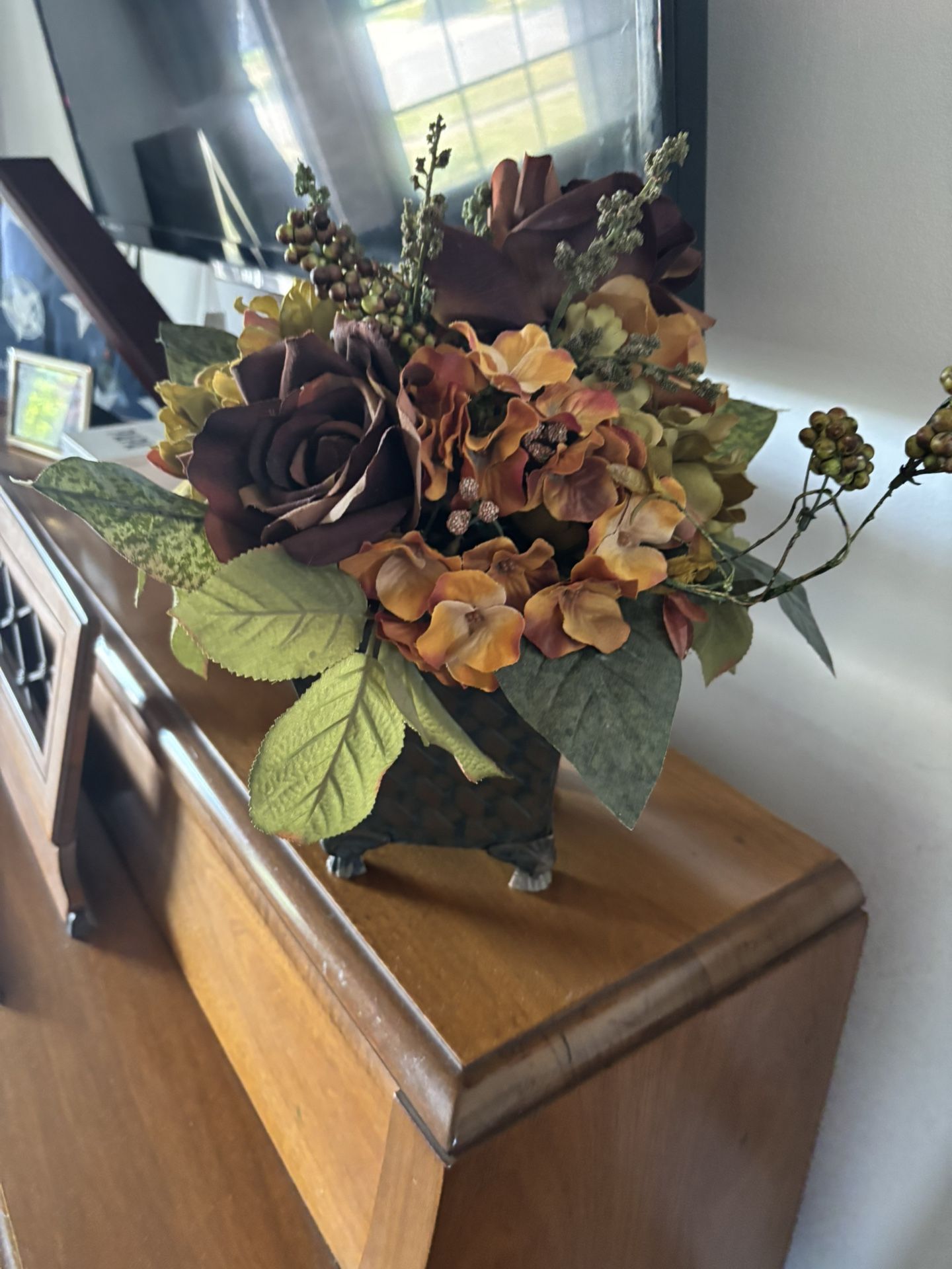 FALL BOUQUET IN BROWN VASE