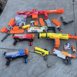 Assorted Nerf Guns 