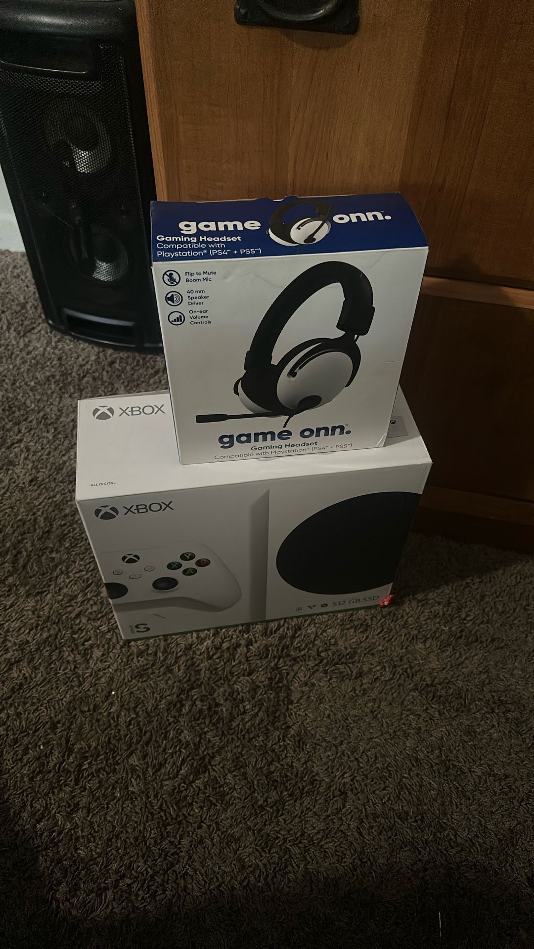 Xbox Series S & Game Onn Headset, White Both