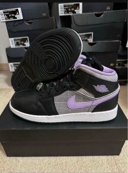 Jordan retro 1 mid SE GS "Houndstooth" DC7226-015 Size 7Y Brand New