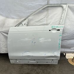 2018 Range Rover Discovery Left Front Door Shell