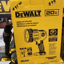 Dewalt 20v Jobsite Led Spotlight 