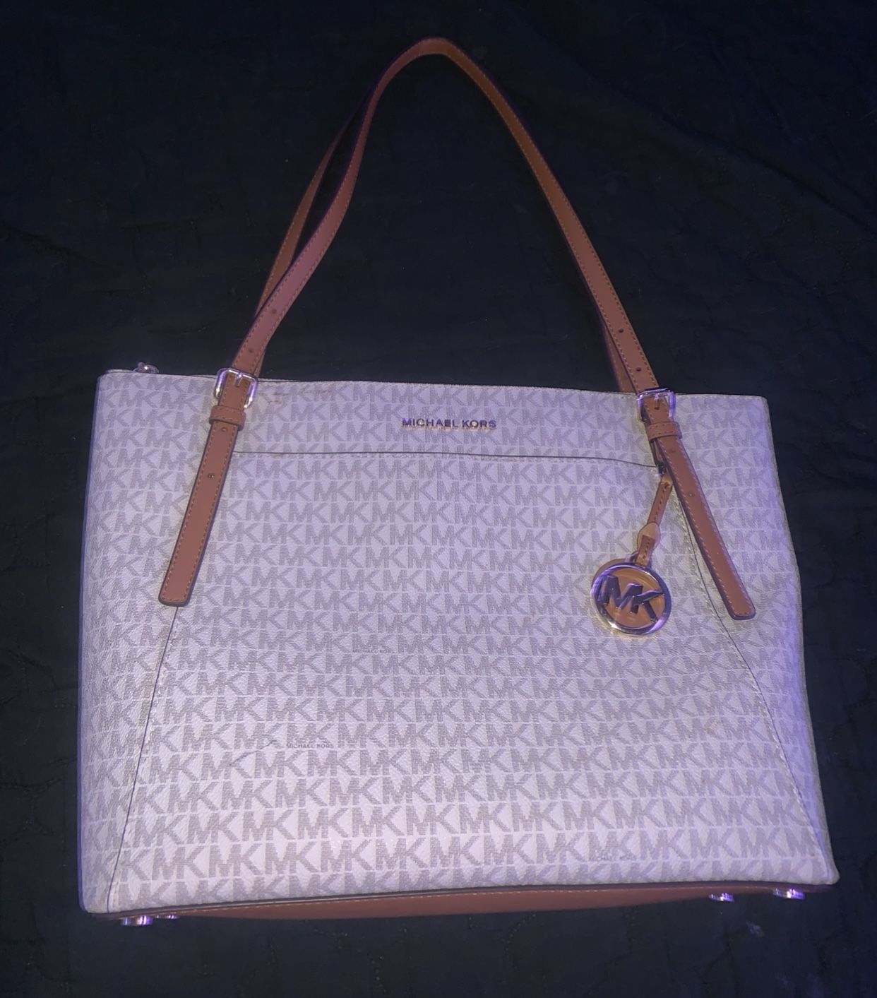 Michael Kors Bag (Read Description)