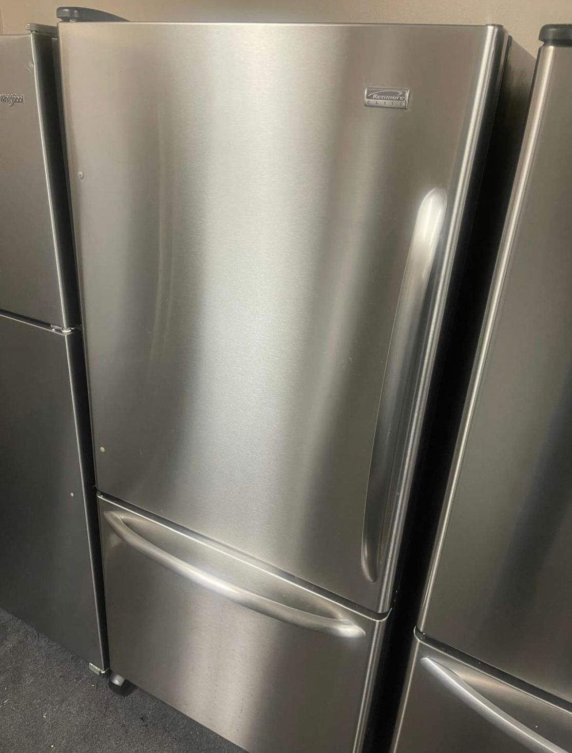 Kenmore Bottom Freezer Stainless Steel Fridge in Excellent Condition
