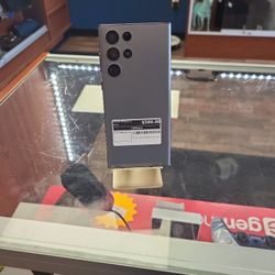 Unlocked Samsung S22 Ultra 