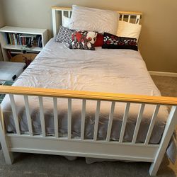Double Bed With Mattress, Box Springs, Frame, And Headboard 