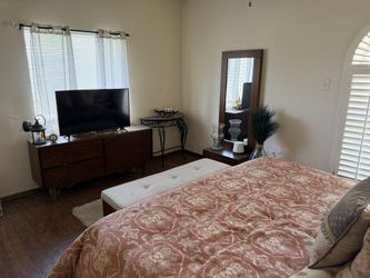 Modern Bedroom Set With Mattress