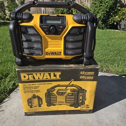 DeWalt Jobsite Radio