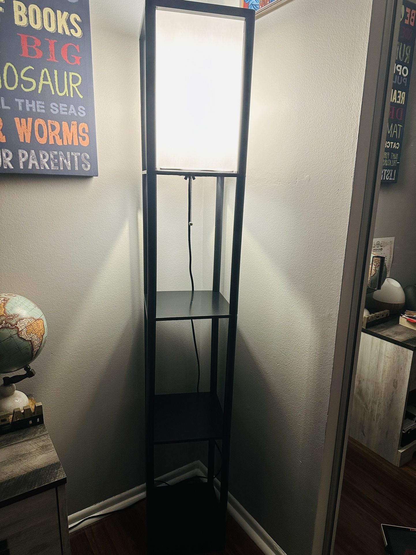 Floor Lamp 