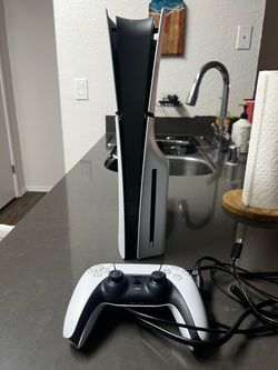 PlayStation PS5 Console+Controller Like New