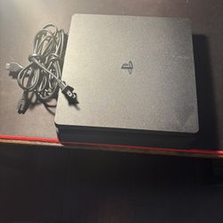 Ps4 slim 