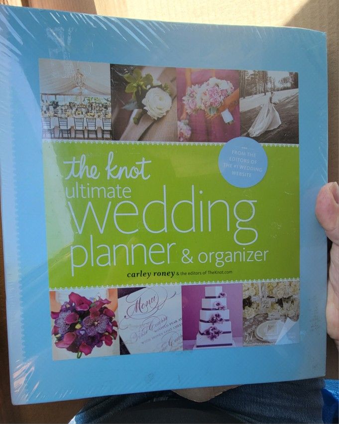 Wedding Planner & Organizer From The KNOT NEW