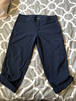 stretchable capris size 6