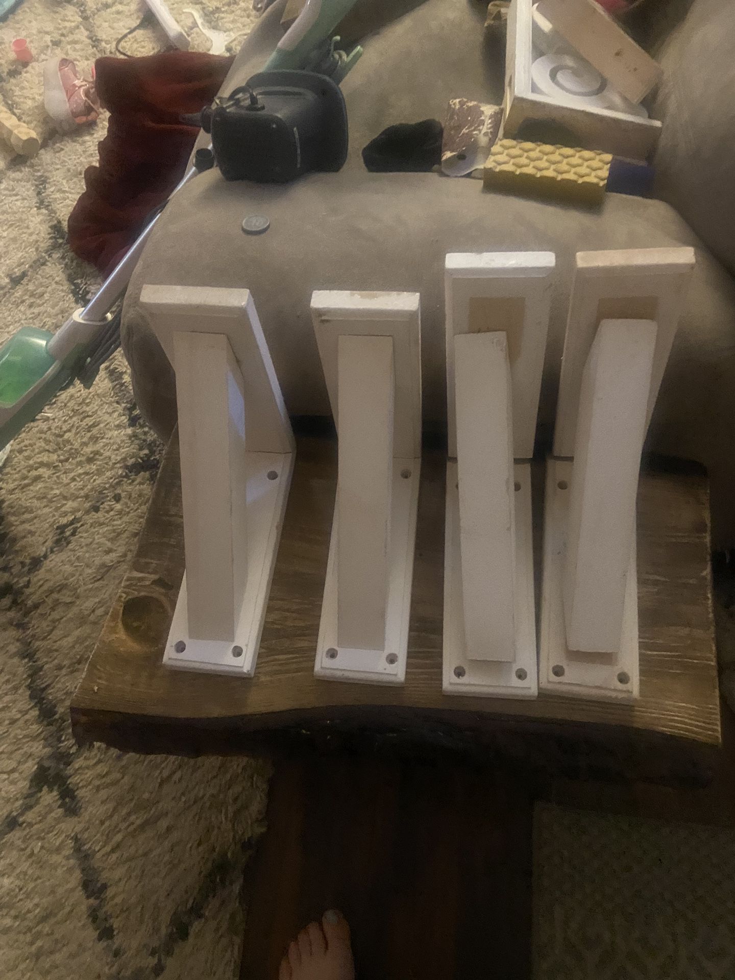 4 Waddell Triangle Brackets Rubberwood