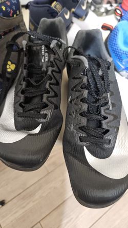 🏁 Nike Zoom Sprint Spikes – Built for Speed! 🖤