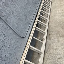 Escalera 28 Pies