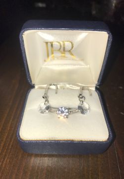 New 925 Silver CZ diamond Ring with matching earrings