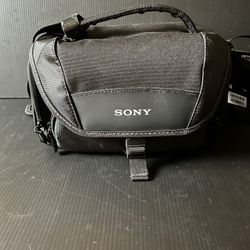 Sony LCS-U21 Soft Carrying Case - Black 