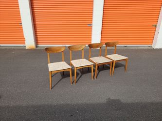 Mid Century Modern Dining Chairs