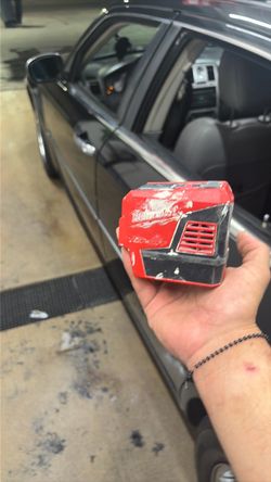 Milwaukee M 18  top off