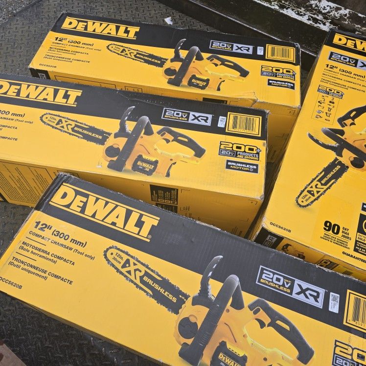 DEWALT 20V MAX 12" Cordless Chainsaw (Bare Tool) - Brushless Motor, Up To 100 Cuts Per Charge, Gas-Free Operation