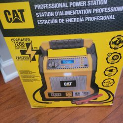 like new CAT 3-in-1 professional power station