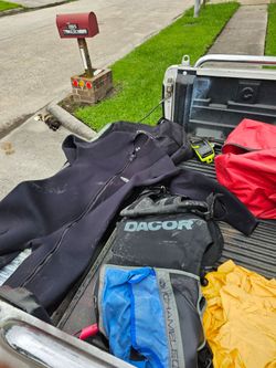 DACOR , DACOR CHAMELEON,  & TILOS SCUBA SUITS (READ DESCRIPTION)