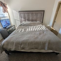 King size Bed