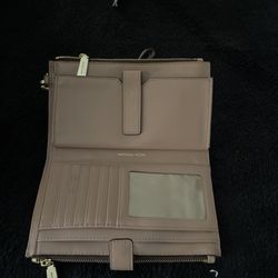 Michael Kors Ladies Wallet
