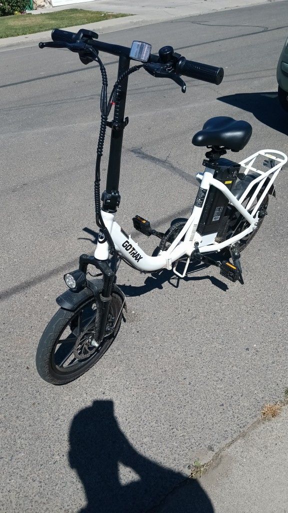 New Go-Trax Motorized Electric i