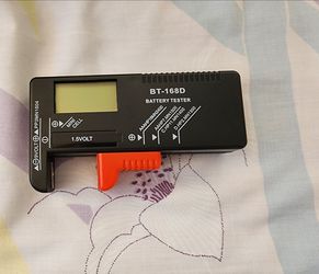 Battery Tester Checker, Universal Battery Checker for AA AAA C D 9V 1.5V Button Cell Household Batteries Small Electrical Monitor Meter Equipment