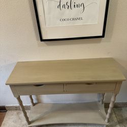 Cute Table With Drawers