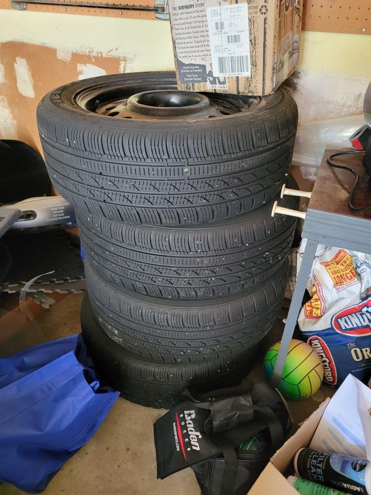 4 Snow Tires