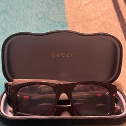 Authentic Gucci GG0008S Sunglasses w/ Original Case