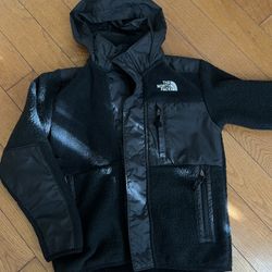The North face boys Fleece Jacket