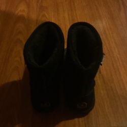 Bearpaw Comfort Boots Size 6Y
