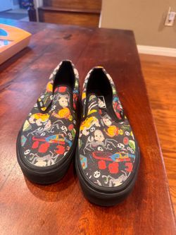 VANS / DISNEY TOY STORY SLIP ON SHOES SIZE 10 men’s