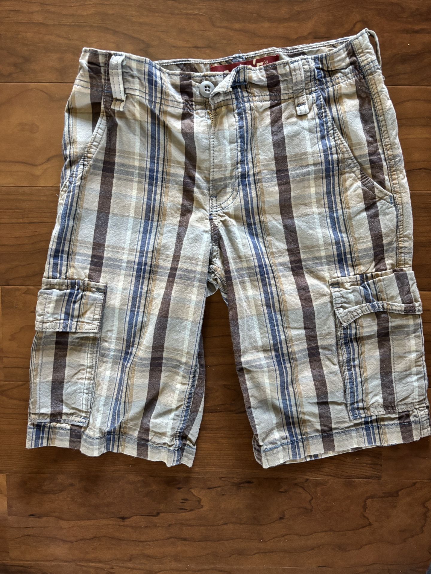 Levi’s Shorts size 27
